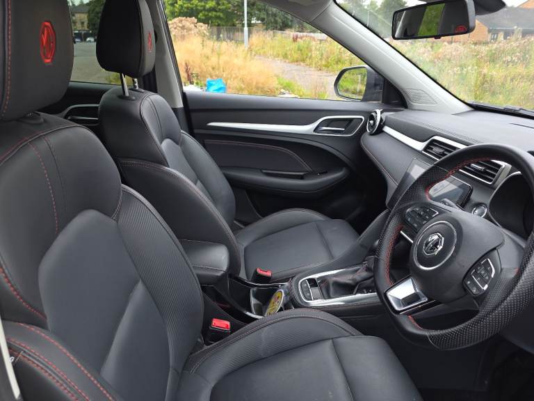 MG Motor UK, ZS, Hatchback, 2024, Semi-Auto, 999 (cc), 5 doors
