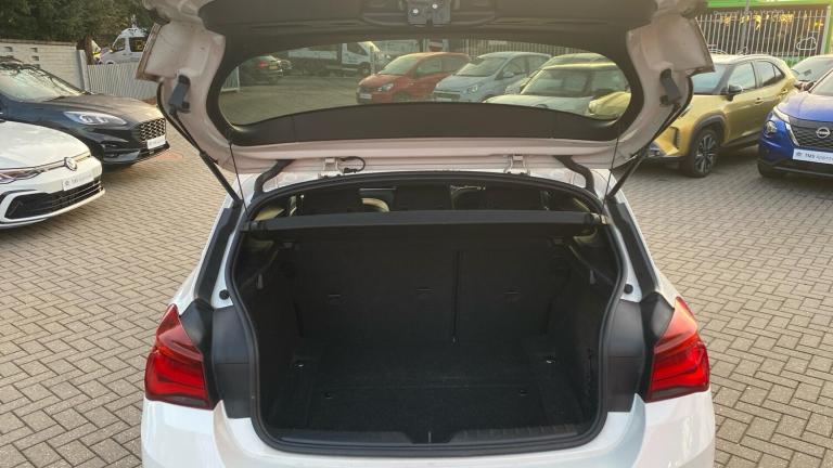 2019 BMW 1 Series 1.5 118i GPF M Sport Shadow Edition Auto Euro 6 (s/s) 5dr HATCHBACK Petrol Auto...