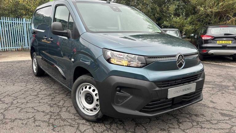 2025 BMW 5 Series 520i M Sport 5dr Auto ESTATE PETROL Manual