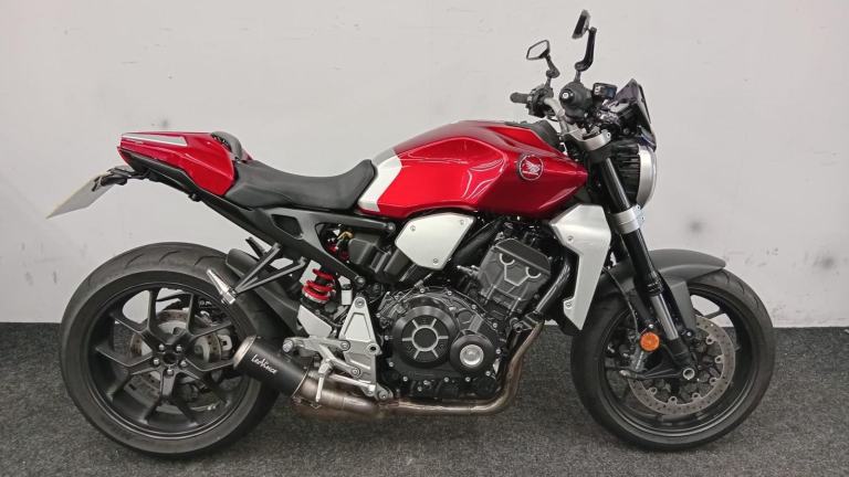HONDA CB1000R ** MOT APRIL 2026 - QUICKSHIFTER - LEO VINCE EXHAUST ** 