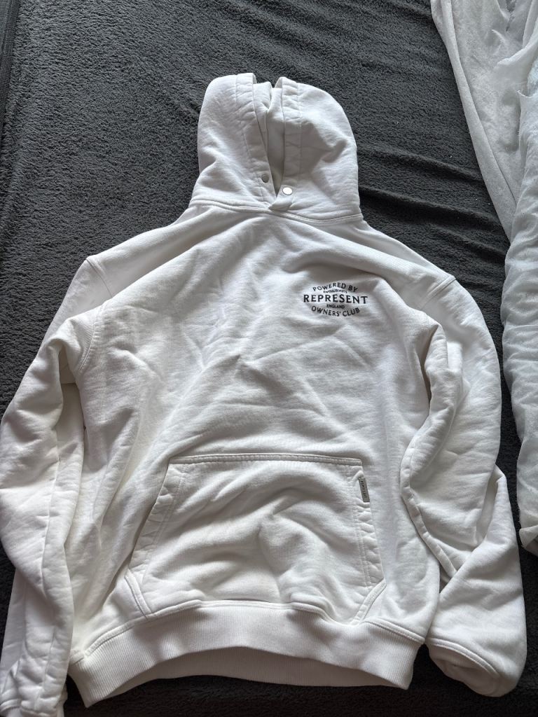 Represent Owners Club Hoodie – White, Good Condition