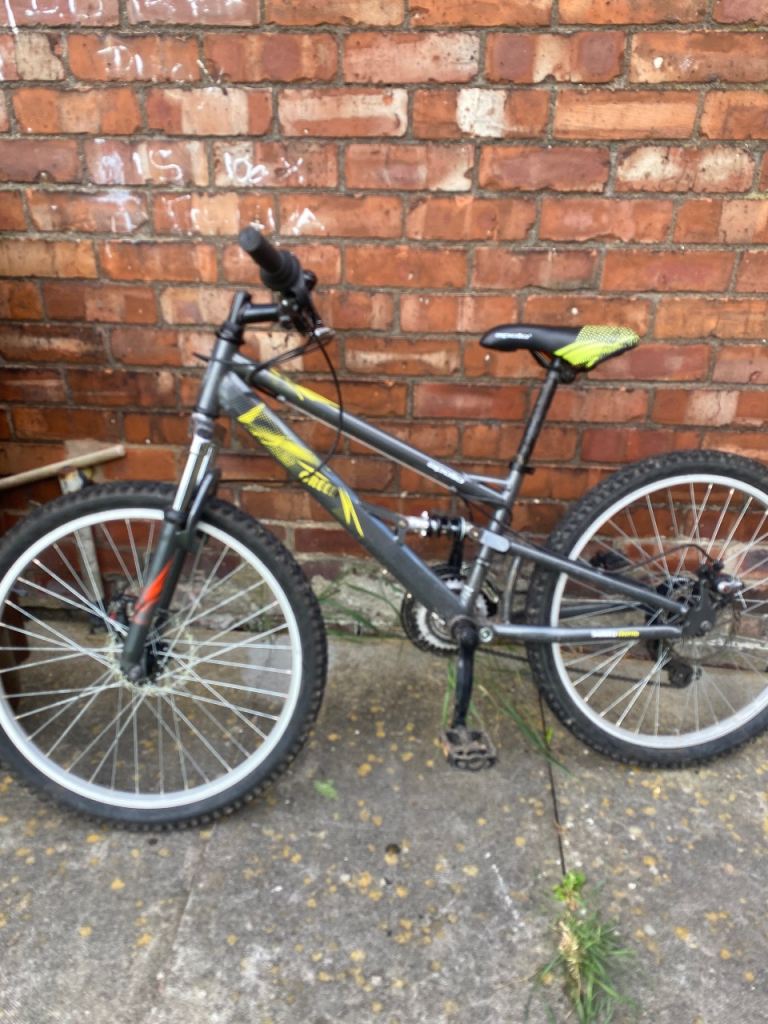 Grey Mountain Bike with Bright Yellow Accents – Good Nick