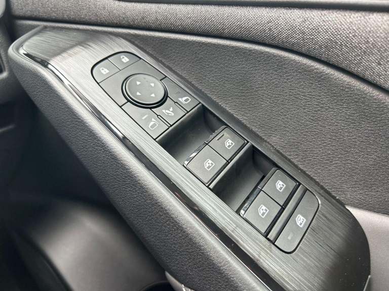 2025 Nissan Qashqai 1.3 DiG-T MH Acenta Premium 5dr HATCHBACK PETROL Manual