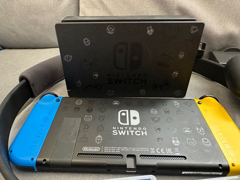 Nintendo Switch Fortnite Edition