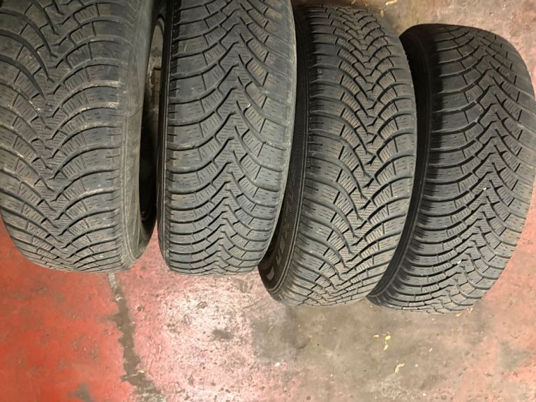 Skoda Alloy wheels with winter tyres 