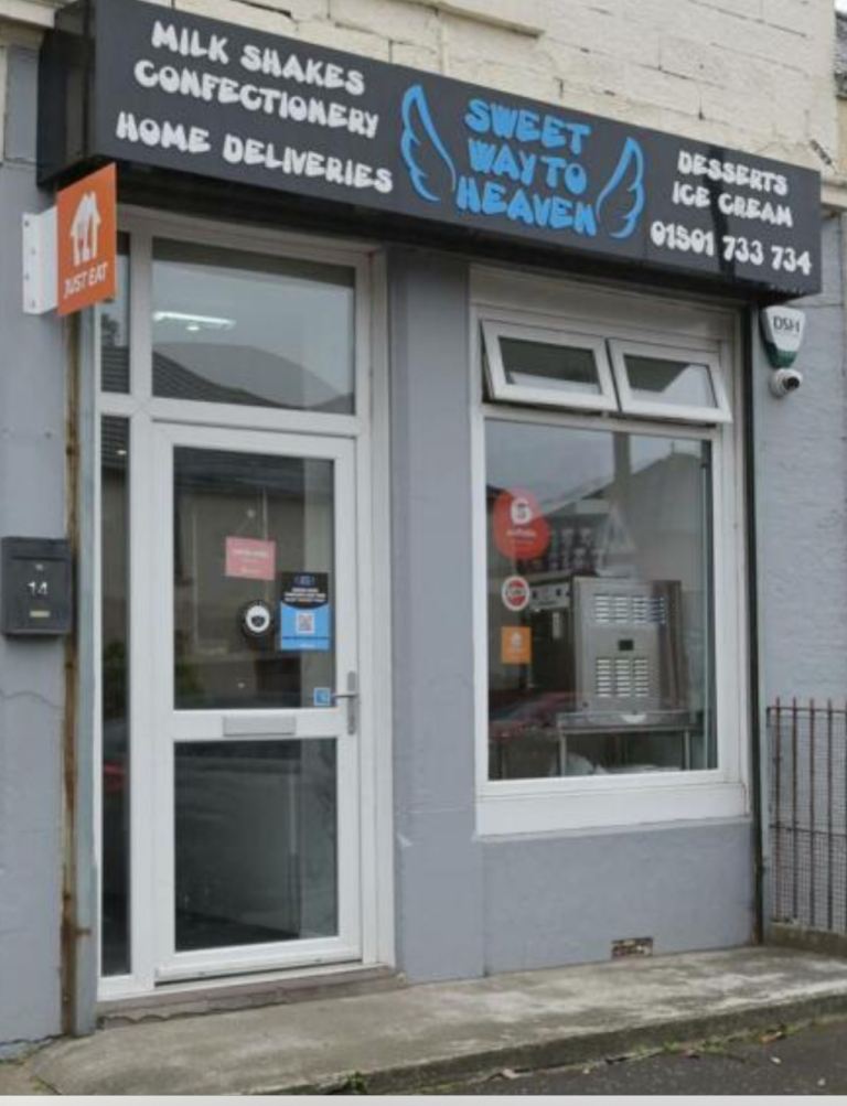 Desert shop ice cream parlour 