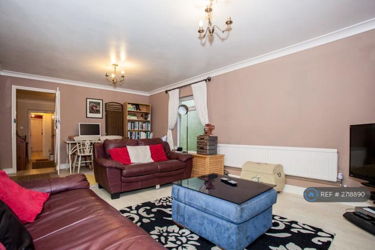 1 bedroom in High Street, Needingworth, St. Ives, PE27 (#2718890)