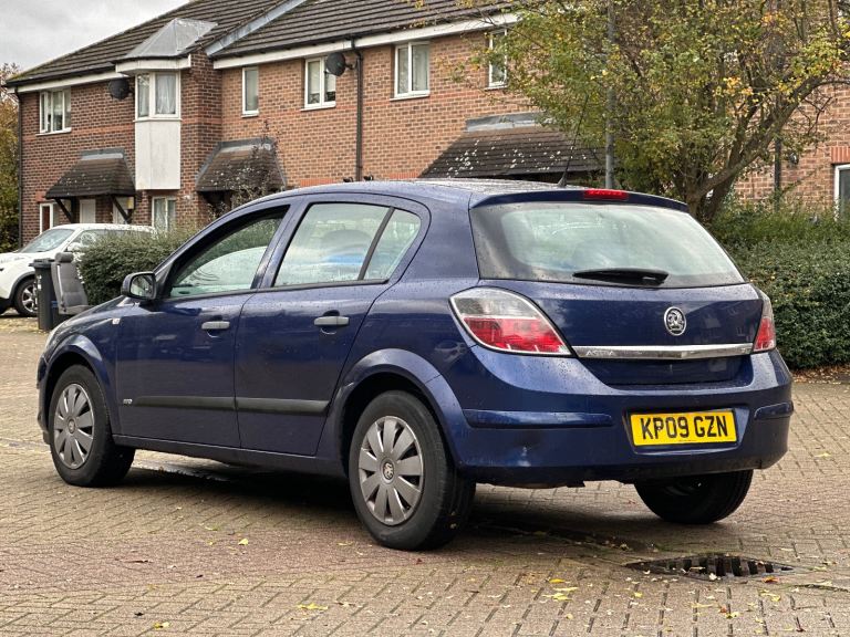 2009 Vauxhall Astra Life Automatic 1.8L 46,000 Miles Full Service History 1YR NEW MOT ONLY 1 OWNER
