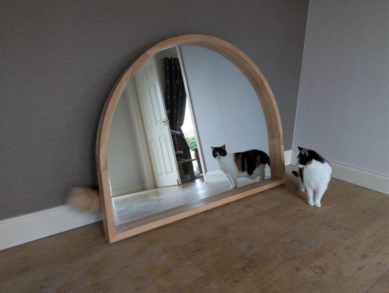 William Wood Lilia Natural Wooden Arched Overmantle Mirror – 90cm x 120cm