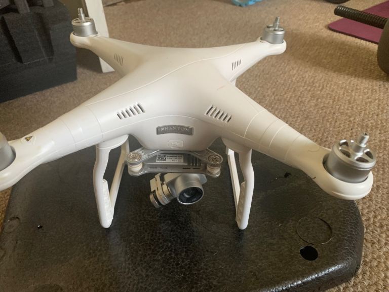 DJI Phantom 3 Drone with Case and Accessories – Good Condition