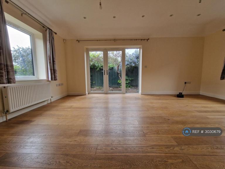 4 bedroom house in Cambridge, Cambridge, CB4 (4 bed) (#3030679)