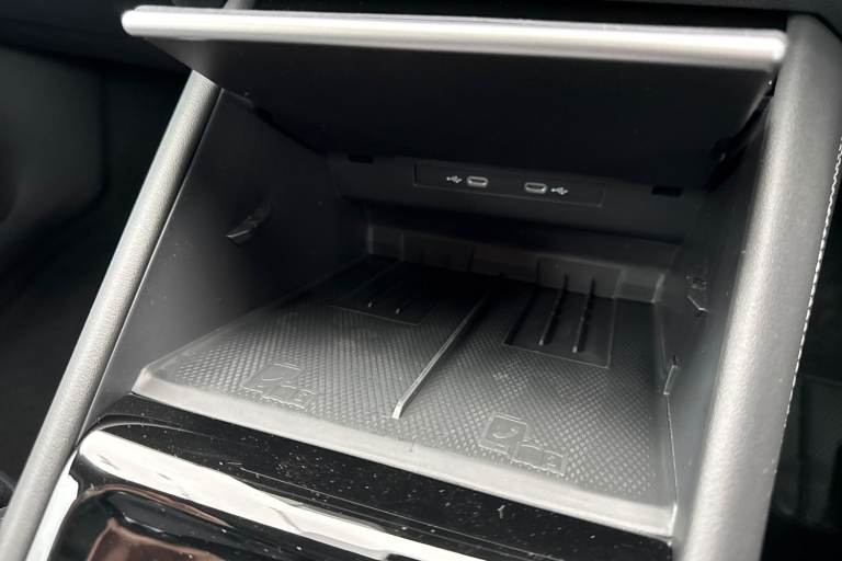 2025 Volkswagen Tiguan 1.5 TSI eHybrid 19.7kWh R-Line DSG Euro 6 (s/s) 5dr SUV Automatic