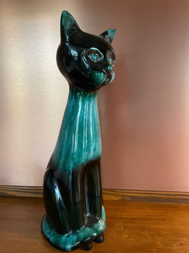 Blue Mountain Large Cat