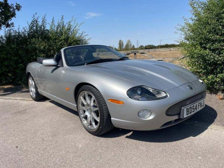 2005 Jaguar XKR 4.2 Supercharged 2dr Auto CONVERTIBLE PETROL Automatic