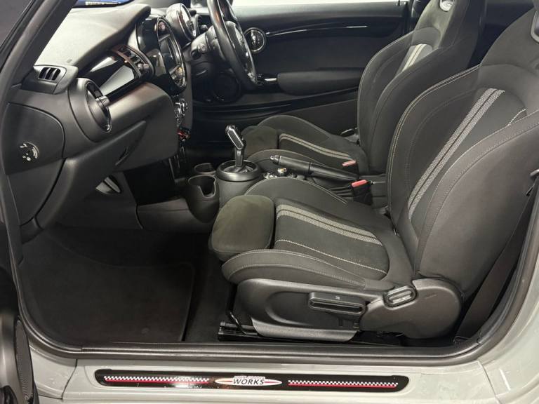 2018 MINI Hatch 1.5 Cooper D Hatchback 3dr Diesel Steptronic Euro 6 (s/s) (116 ps) Hatchback Dies...