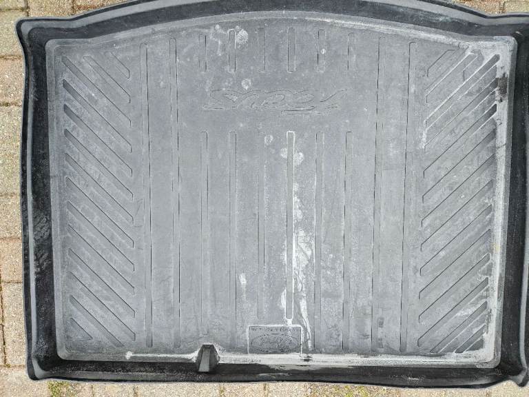 Ford focus boot liner