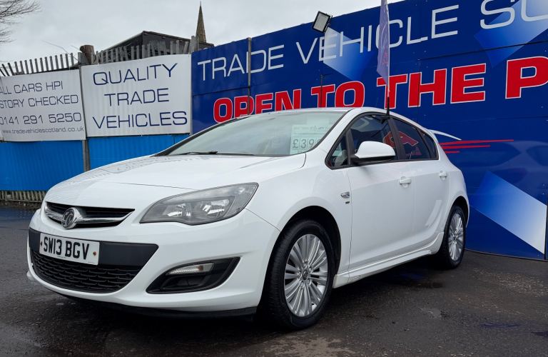 🔹Vauxhall, ASTRA, Hatchback, 2013, Manual, 1686 (cc), 5 doors (cheap to run)🔹