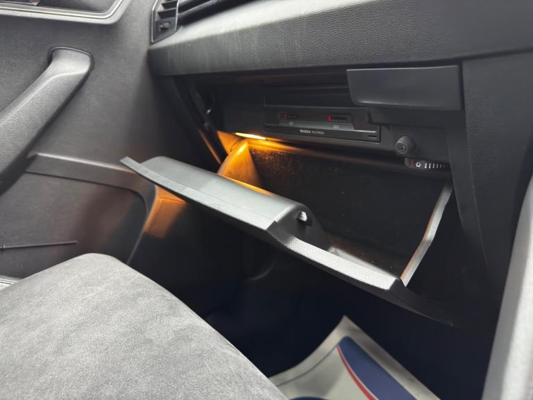 2018 Skoda Karoq 2.0 TDI SE L 4x4 5dr DSG ESTATE DIESEL Automatic