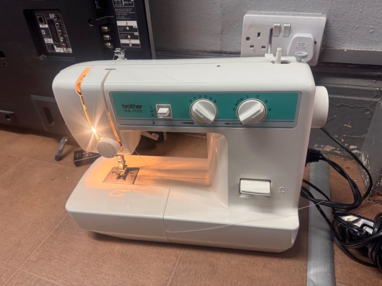 Brother VX-1125 Sewing Machine Foot Pedal Operated
