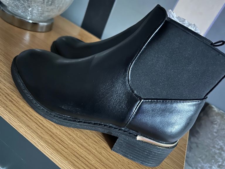 Chelsea boots 