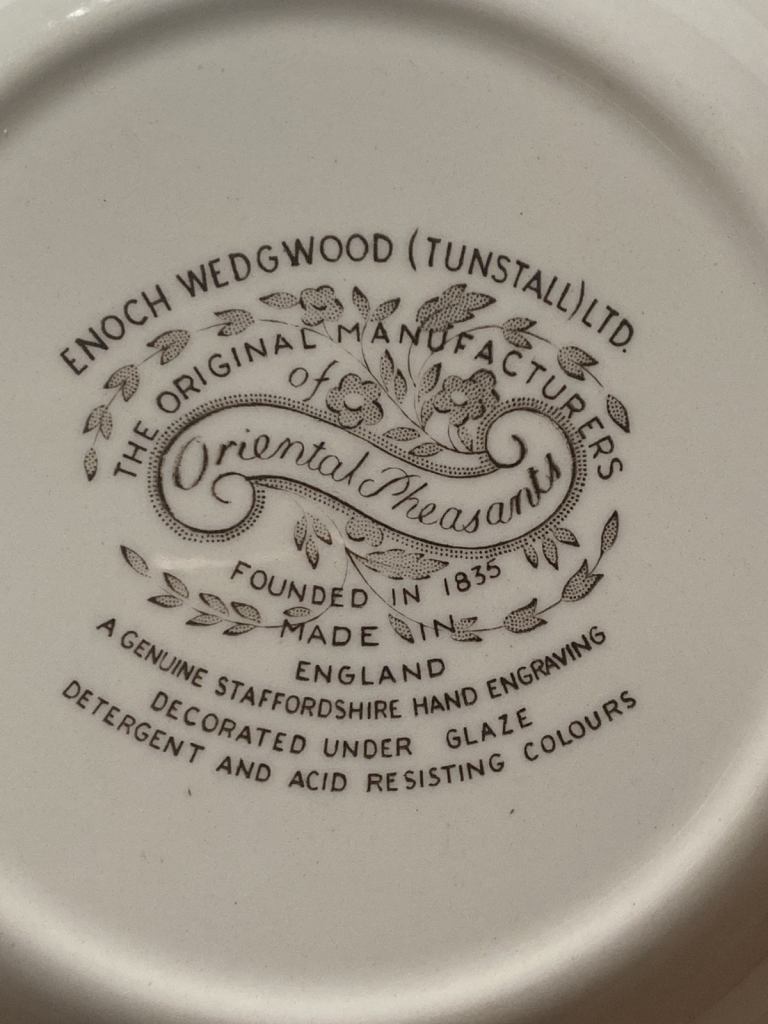 Enoch Wedgwood tunstall dinner plates . Set of 4