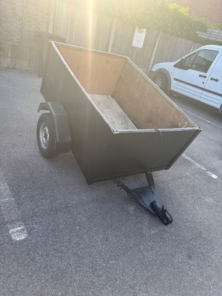 Trailer 3ft 7 X 4ft 11