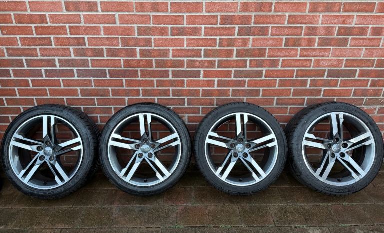 Audi A4 S-Line Alloy’s (Genuine) 