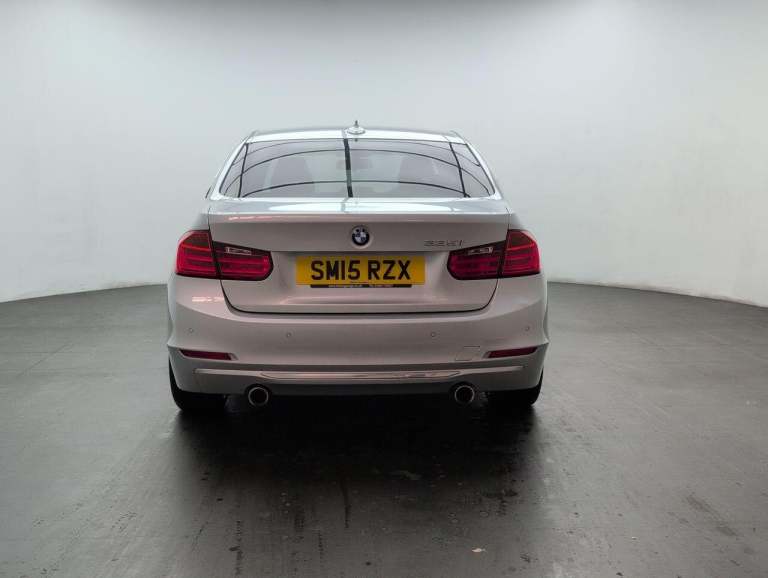 2015 BMW 3 Series 3.0 335i Luxury Saloon 4dr Petrol Auto Euro 6 (s/s) (306 ps) GLASS SUNROOF+ SAL...