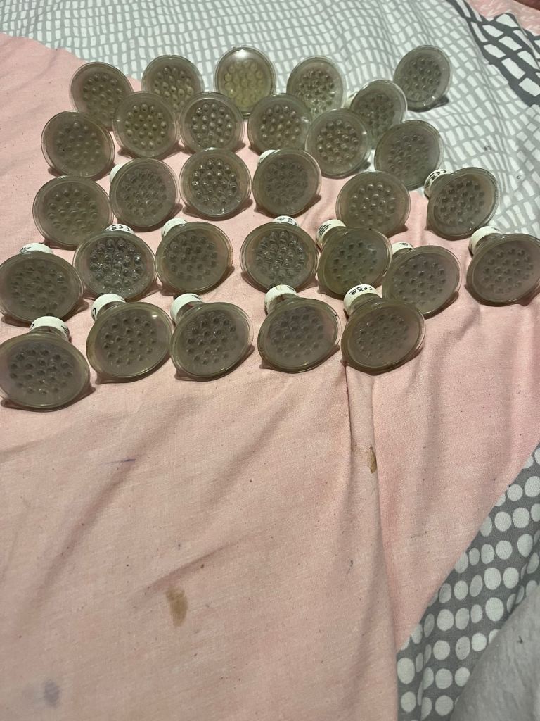 BOX OF 30 GU10-20LED BULBS