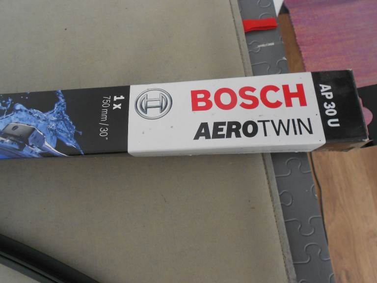 New windscreen wiper