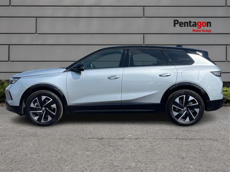  Vauxhall Grandland Electric 73kwh Gs Suv 5dr Electric Auto 213 Ps Electric