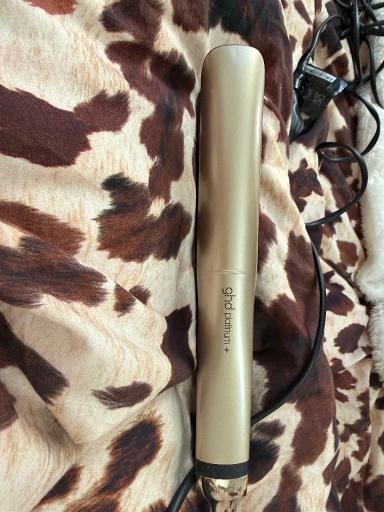 GHD platinum+ hair straighteners 