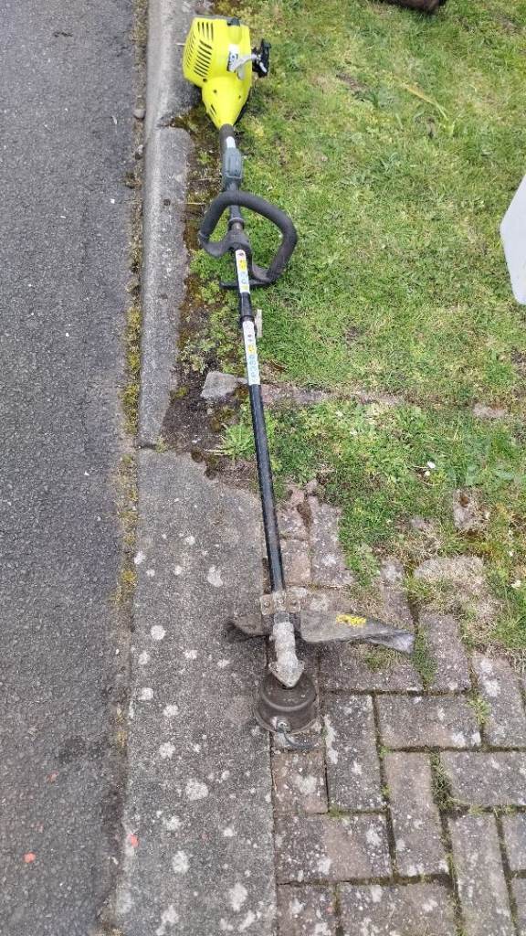 Ryobi petrol strimmer 