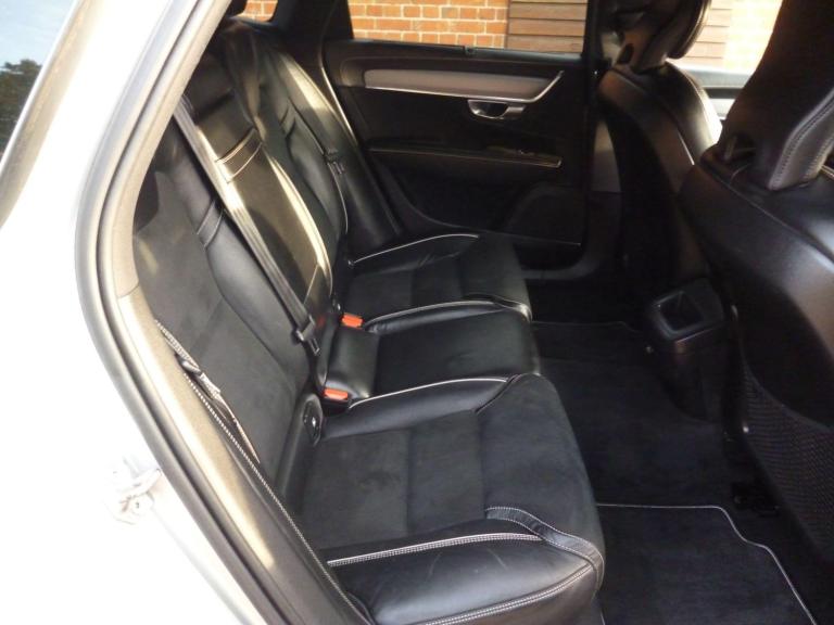 2020 Volvo V90 2.0 D4 R-Design Plus Auto Euro 6 (s/s) 5dr ESTATE Diesel Automatic