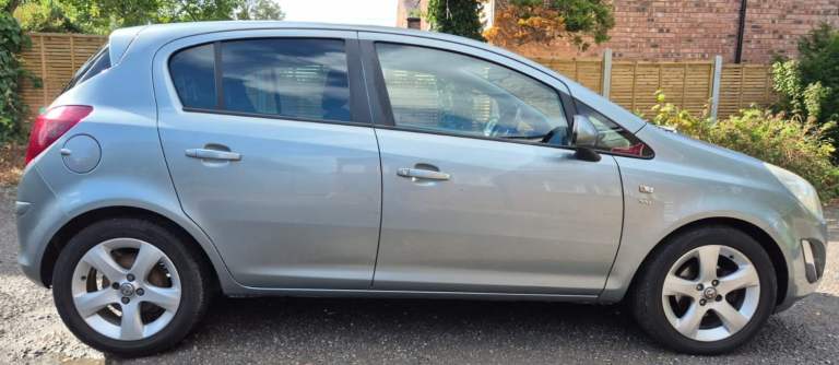 MOT:17/04/27. Great Serv Hist. 2 Prev Owners. Facelift model. 2011/61 -Vauxhall Corsa SXI 1.2 - 5 dr