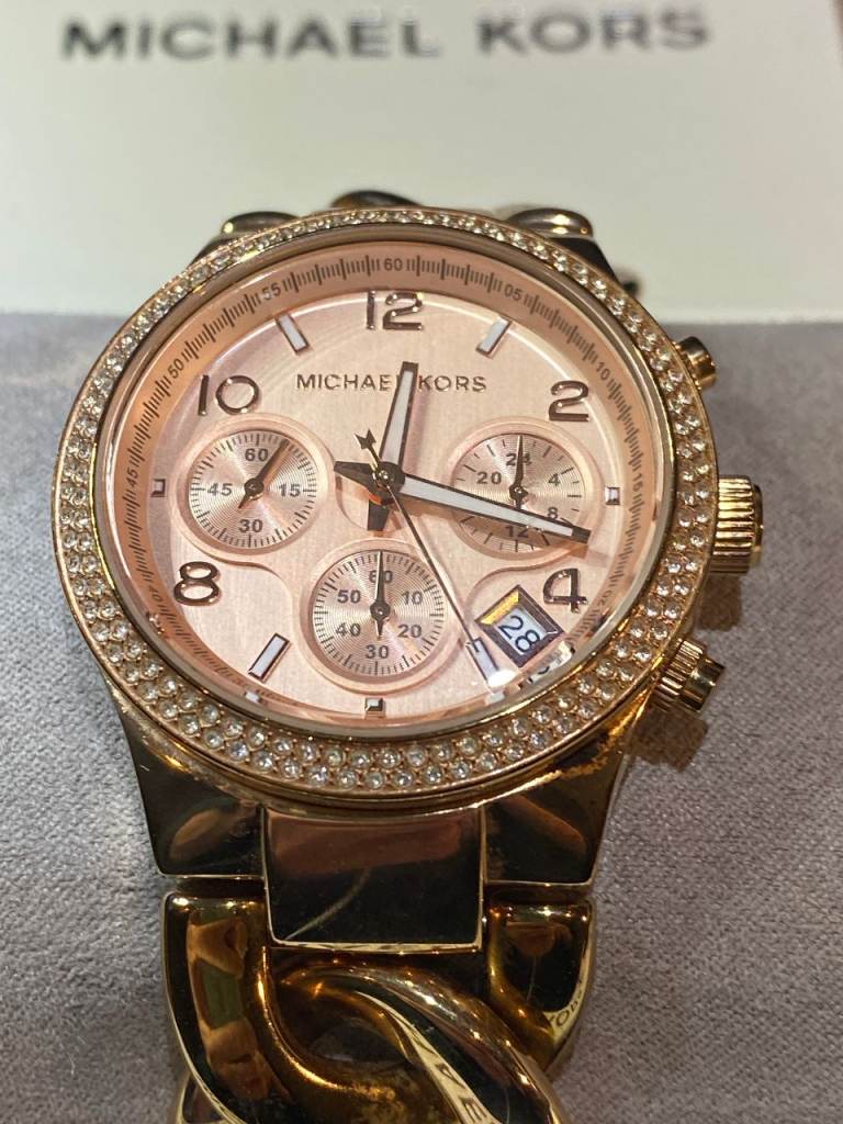 Micheal Kors Runway MK3247 Rose Gold Twist. Michael Kors Runway Rose Gold Dial Rose Gold Steel Strap  main image 3