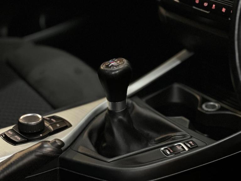 2013 BMW 1 Series 116i M Sport 5dr HATCHBACK PETROL Manual