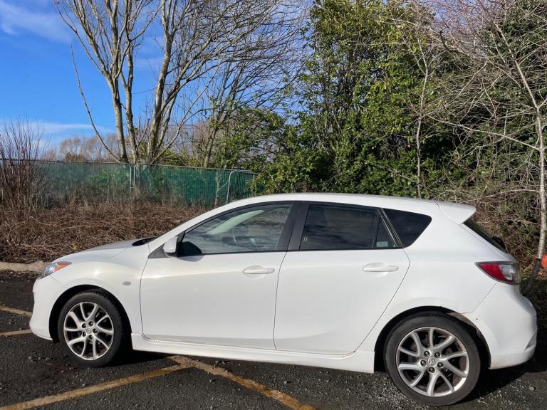 MAZDA 3 1.6 SPORT 62 REG WHITE 5 DOOR MOT NOVEMBER 22ND 2026 LOW INSURANCE 40+MPG