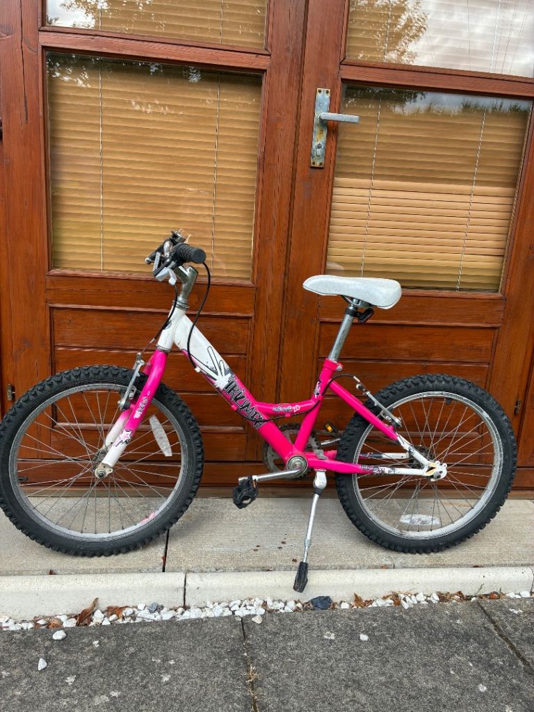 Triumph Wave 2.0 Kids' Bike – Pink, Good Condition
