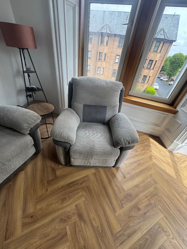 Recliner Armchairs & Sofa