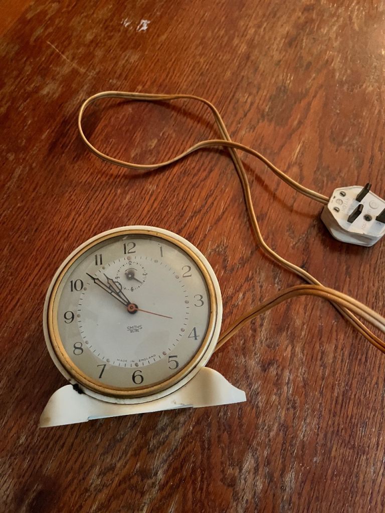 Vintage Smiths Sectric Electric Alarm Clock – White, Fair Condition