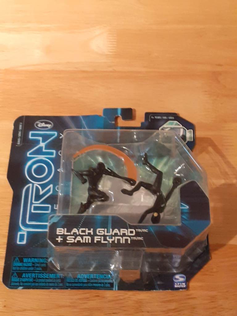 TRON Legacy - 2010 Black Guard & Sam Flynn Bnib + Tron Blu-ray SEE Photos 