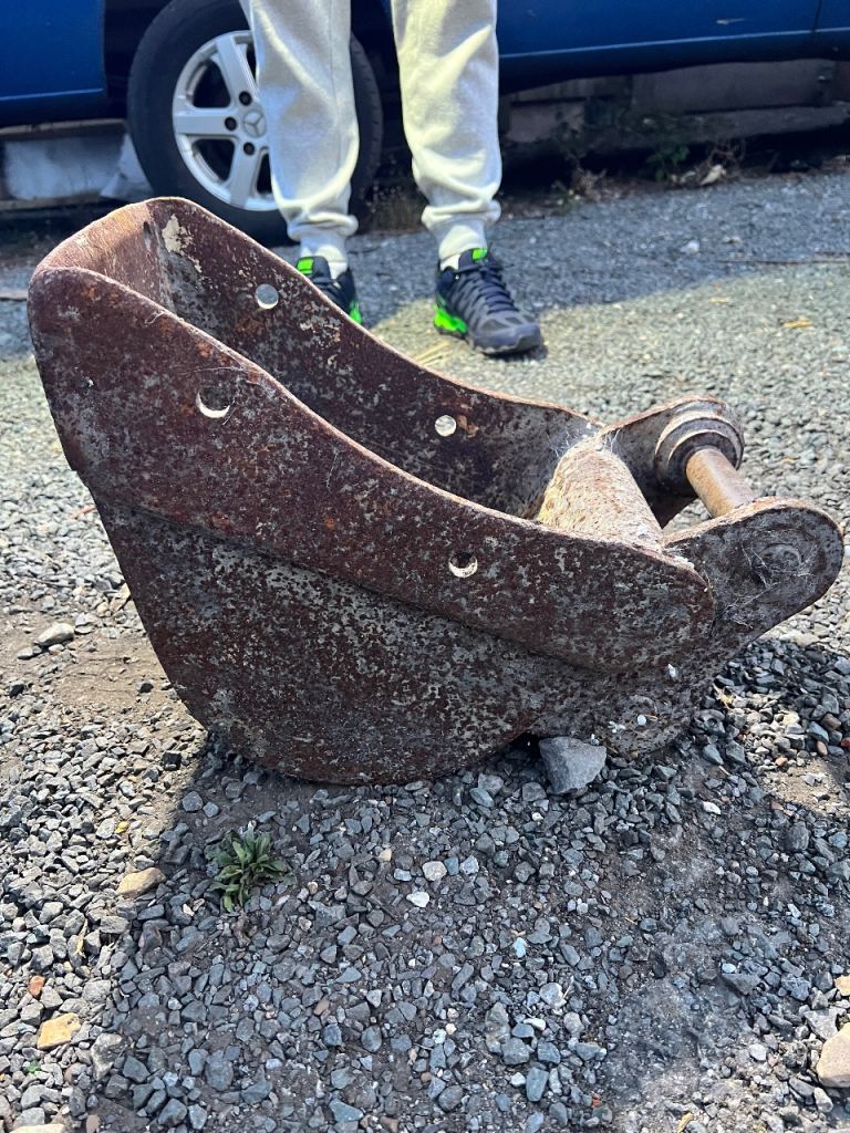 Used mini digger excavator bucket