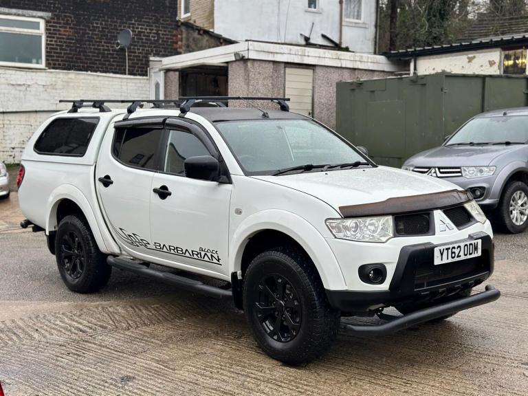2012 Mitsubishi L200 Double Cab DI-D Barbarian 4WD Auto 176Bhp PICK UP Diesel Automatic