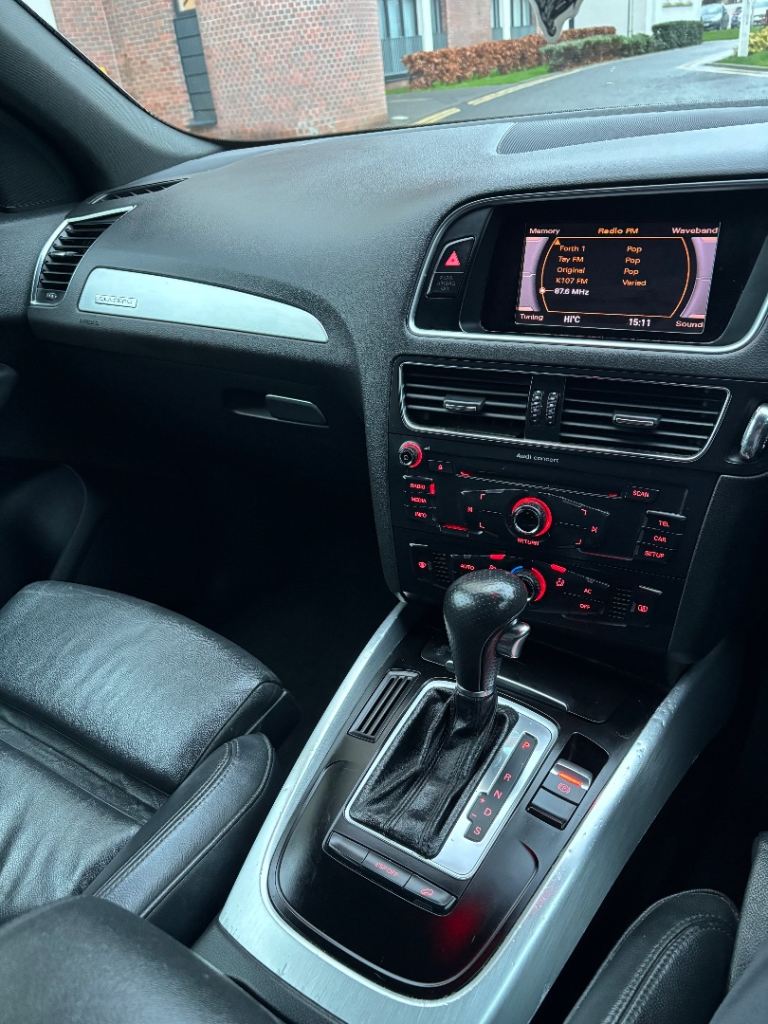 Automatic S-Line Quattro, Audi, Q5, Estate, 2009, Semi-Auto, 1968 (cc), 5 doors