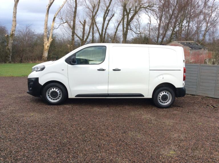 2020 Peugeot Expert 1400 2.0 BlueHDi 120 Professional Van PANEL VAN Diesel Manual