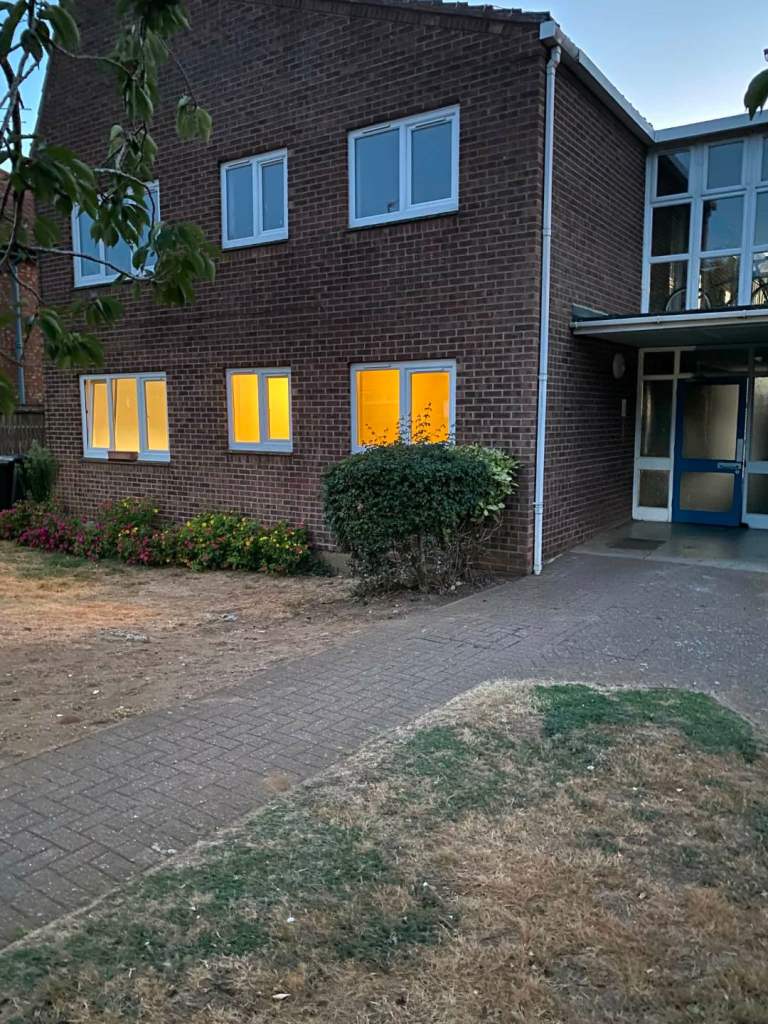 Flat to let property to rent