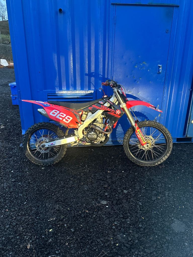 Honda CRF250R – £2200 ONO