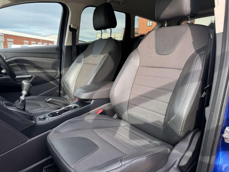 2014 Ford Kuga 2.0 Kuga Titanium 4x2 TDCi 5dr - NATIONAL DELIVERY* SUV Diesel Manual