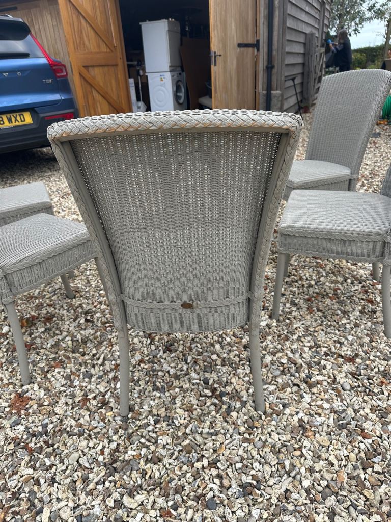 Lloyd Loom table and chairs 